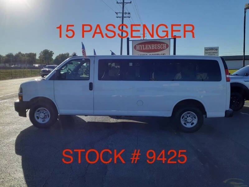 Used 2020 Chevrolet Express 3500 LS image 1