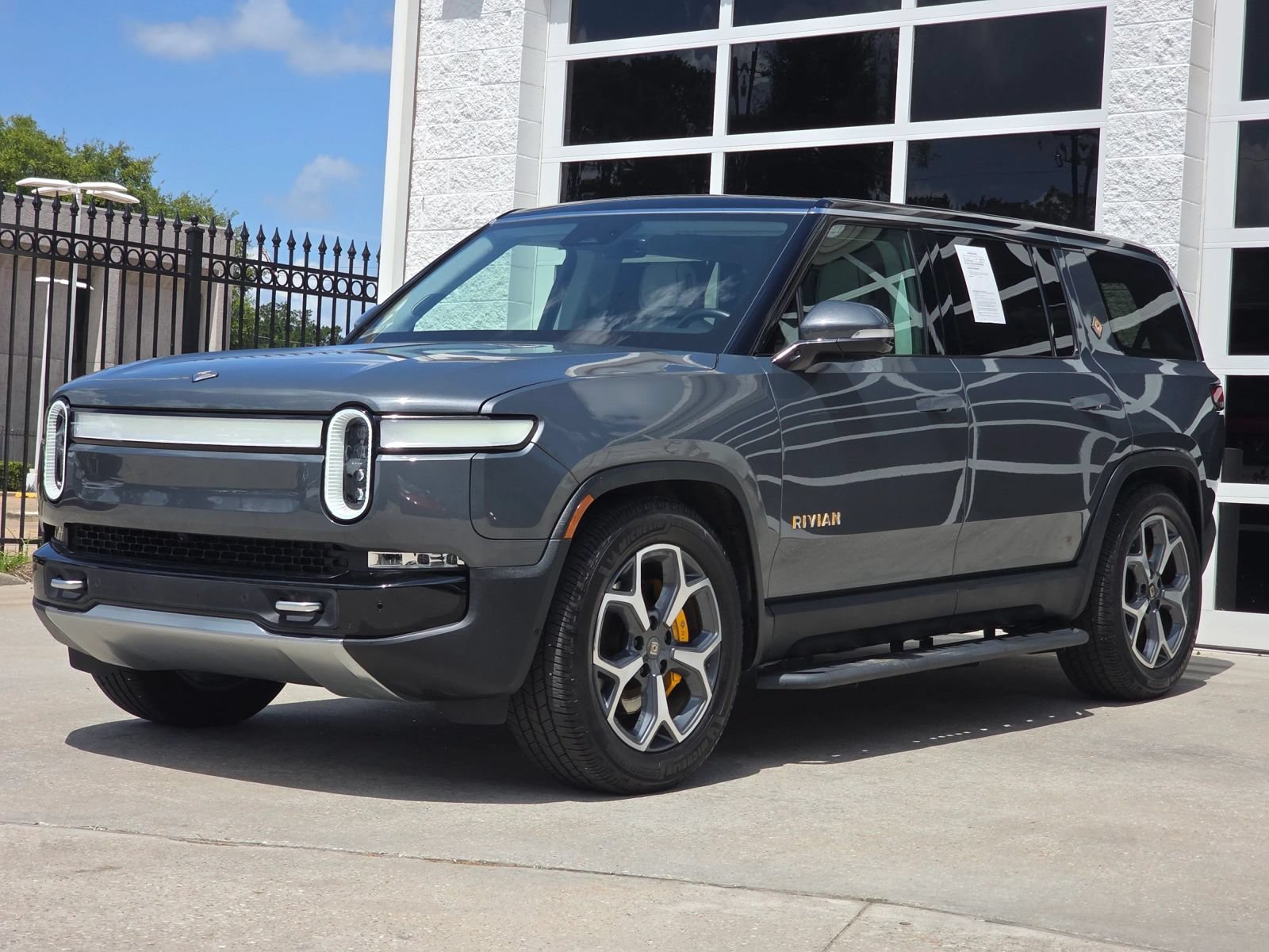 Used 2023 Rivian R1S Adventure Quad AWD/4WD image 8