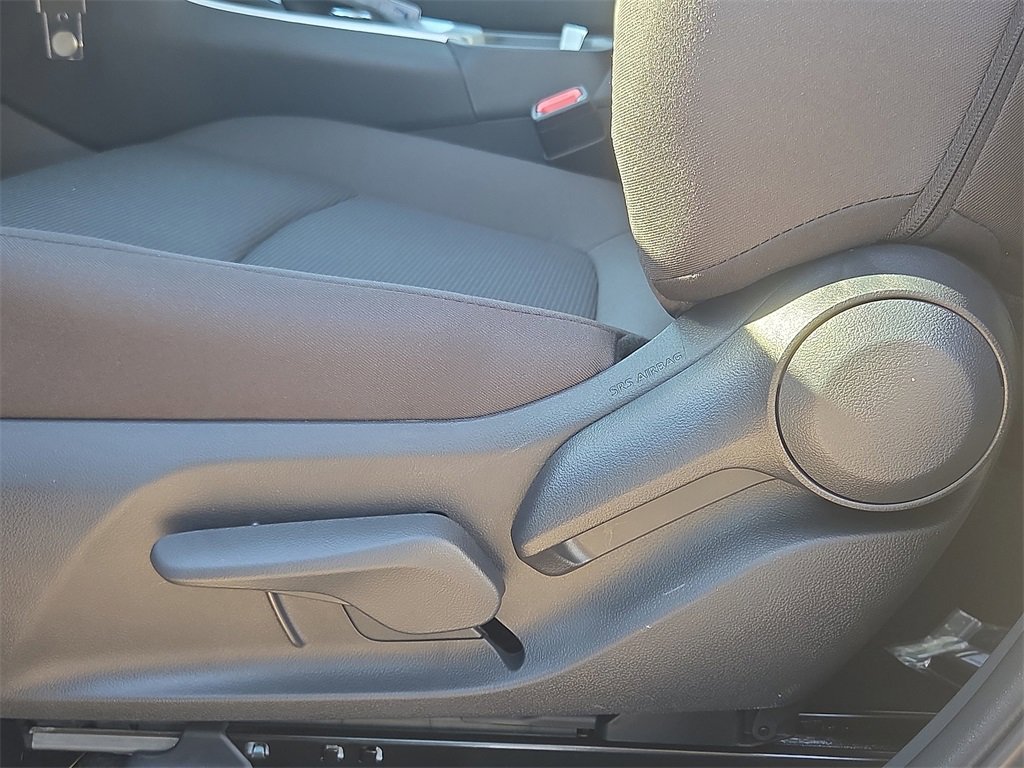 New 2025 Toyota RAV4 LE image 19