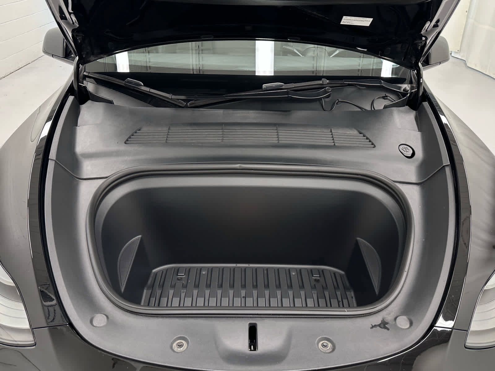 Used 2022 Tesla Model Y Performance image 40