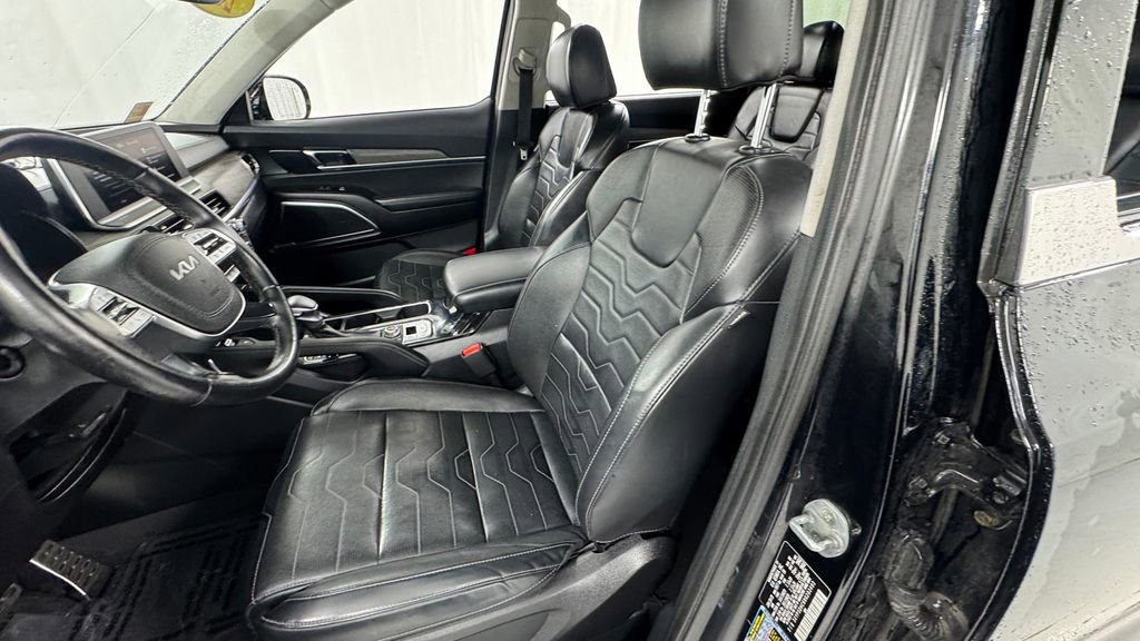 Used 2022 Kia Telluride SX w/ SX Prestige Package AWD/4WD image 10