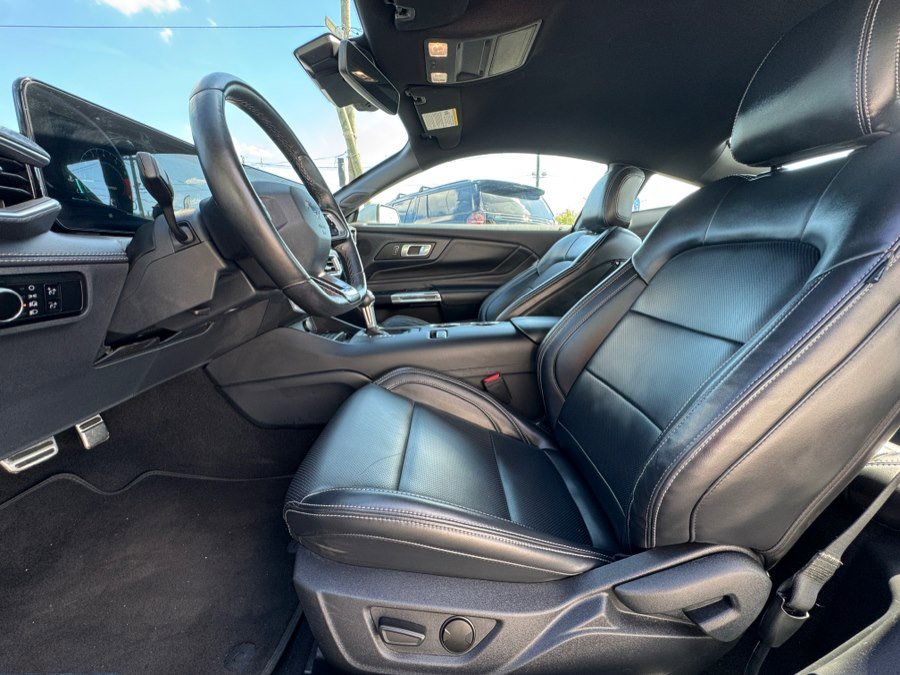 Used 2024 Ford Mustang Premium RWD image 23