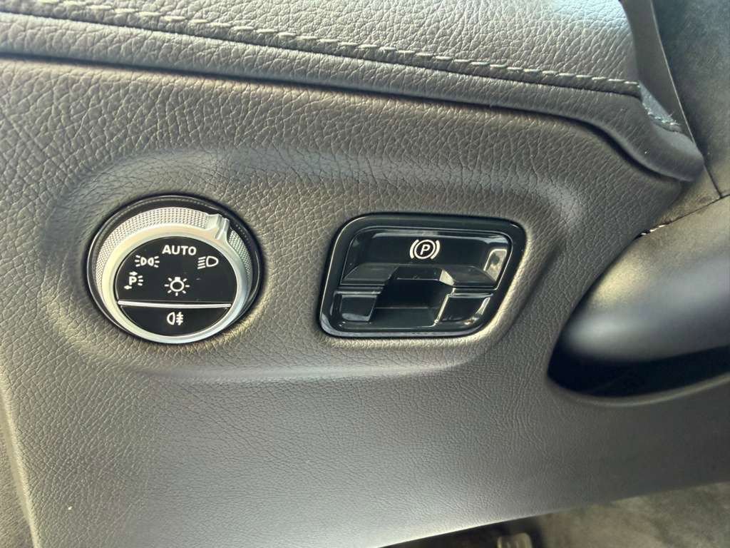 Used 2023 Mercedes-Benz EQE 500 4MATIC SUV image 14