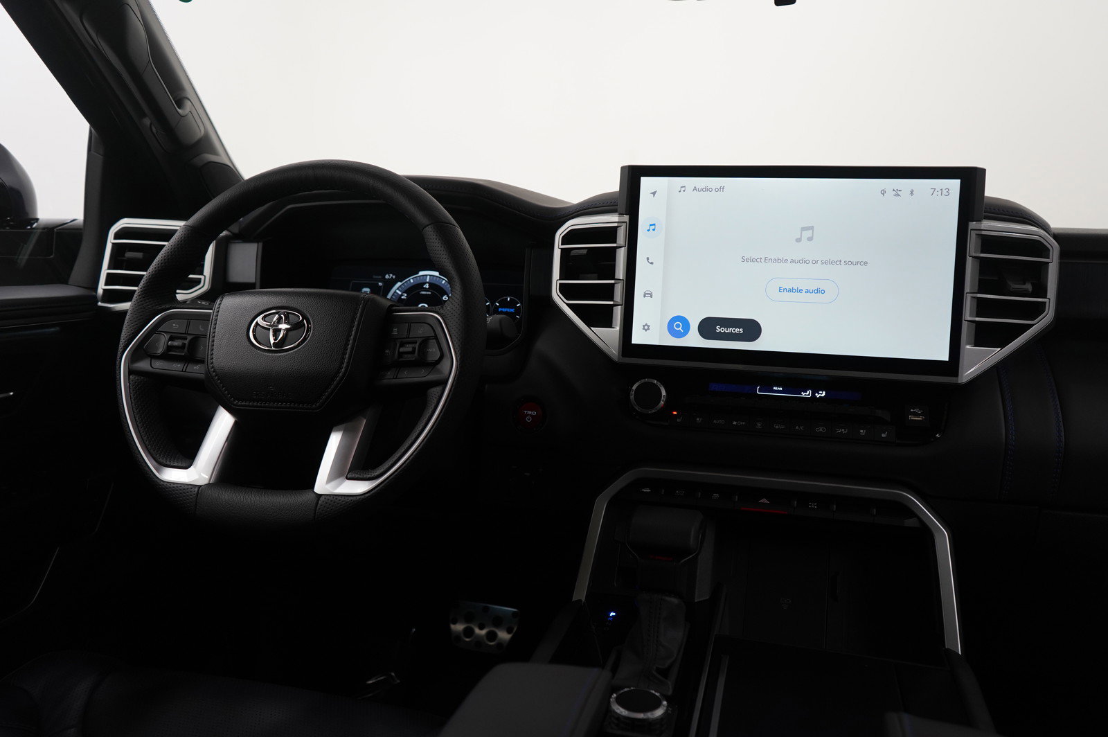 Used 2025 Toyota Sequoia Platinum image 13