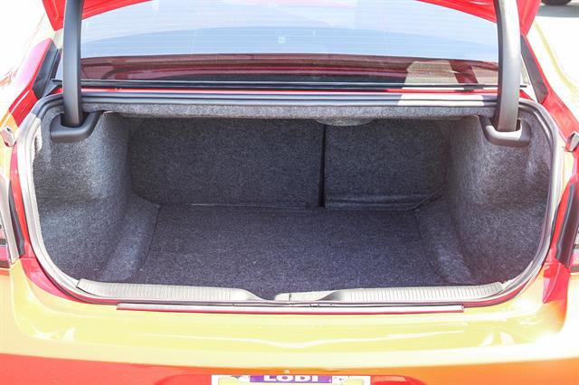 Used 2021 Dodge Charger Scat Pack w/ Navigation & Travel Group image 26