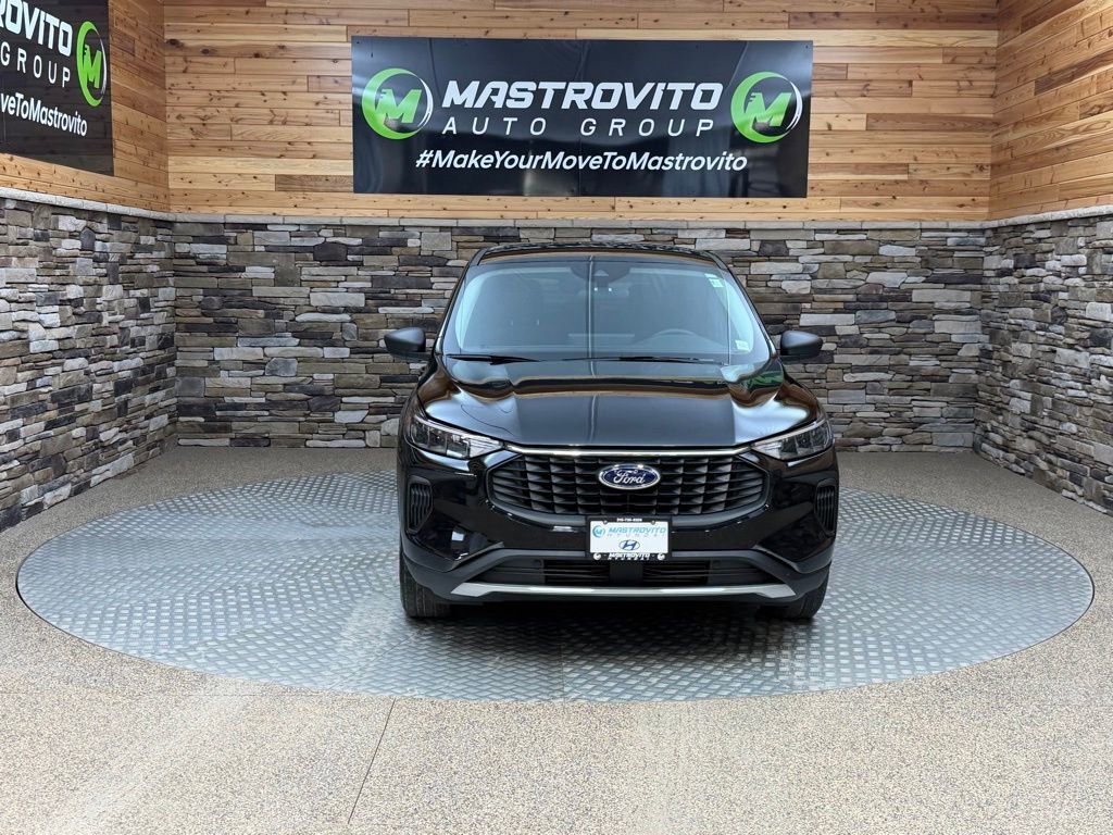 Used 2024 Ford Escape Active w/ Tech Pack #1 image 3