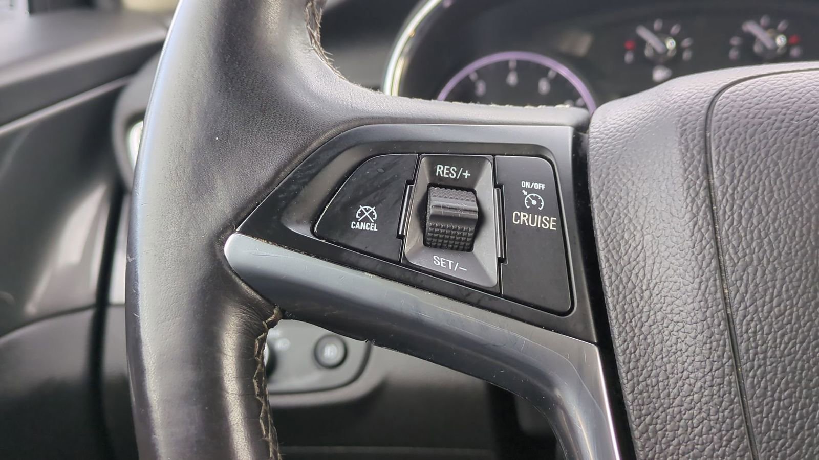 Used 2018 Buick Encore Sport Touring w/ Safety Package image 25