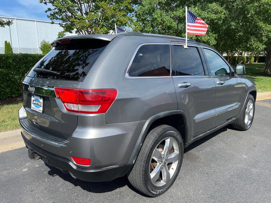 Used 2012 Jeep Grand Cherokee Overland w/ Trailer Tow Group IV image 3