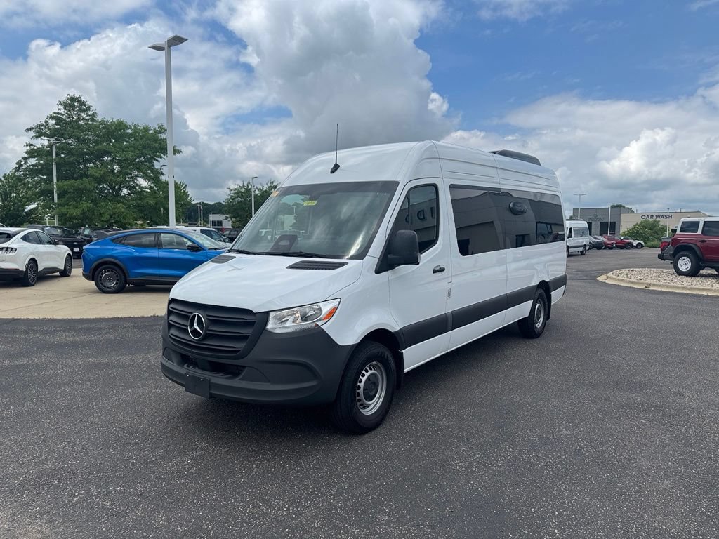 Used 2025 Mercedes-Benz Sprinter 2500 image 7