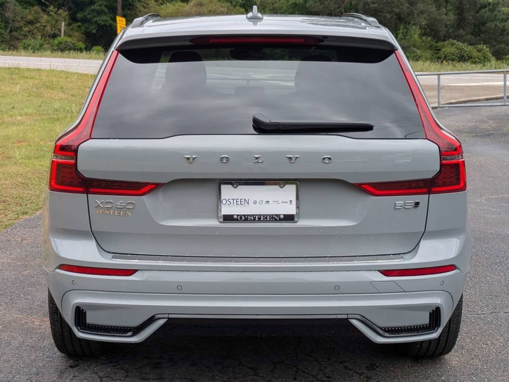 Used 2026 Volvo XC60 B5 Plus w/ Protection Package Premier AWD/4WD image 5