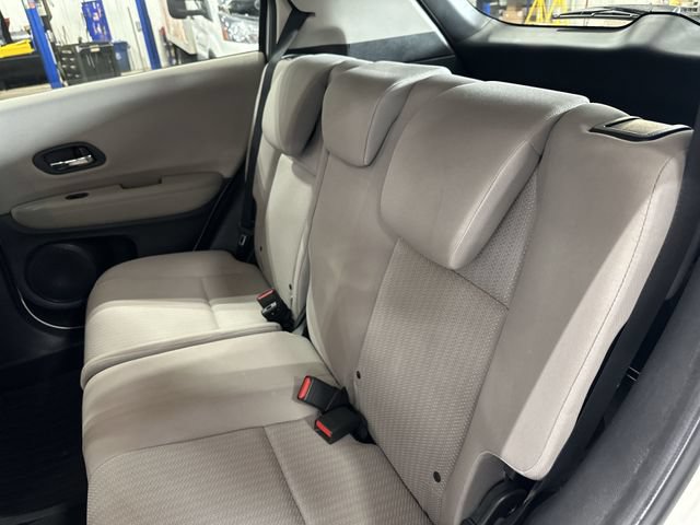 Used 2017 Honda HR-V LX image 30