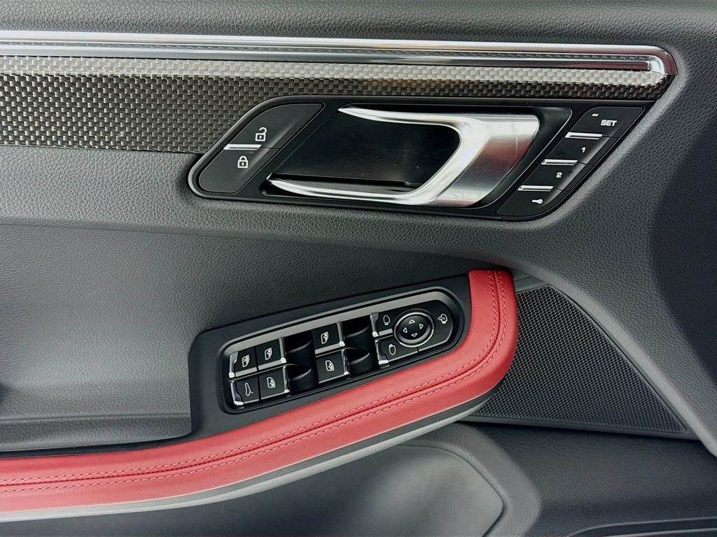 New 2026 Porsche Macan GTS AWD/4WD image 11