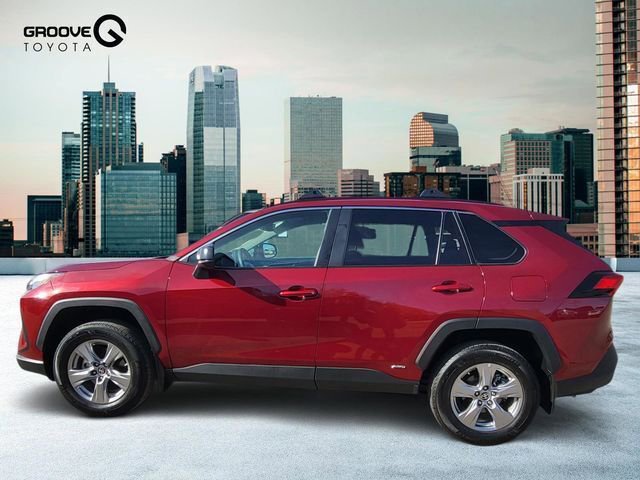 Used 2024 Toyota RAV4 LE image 2