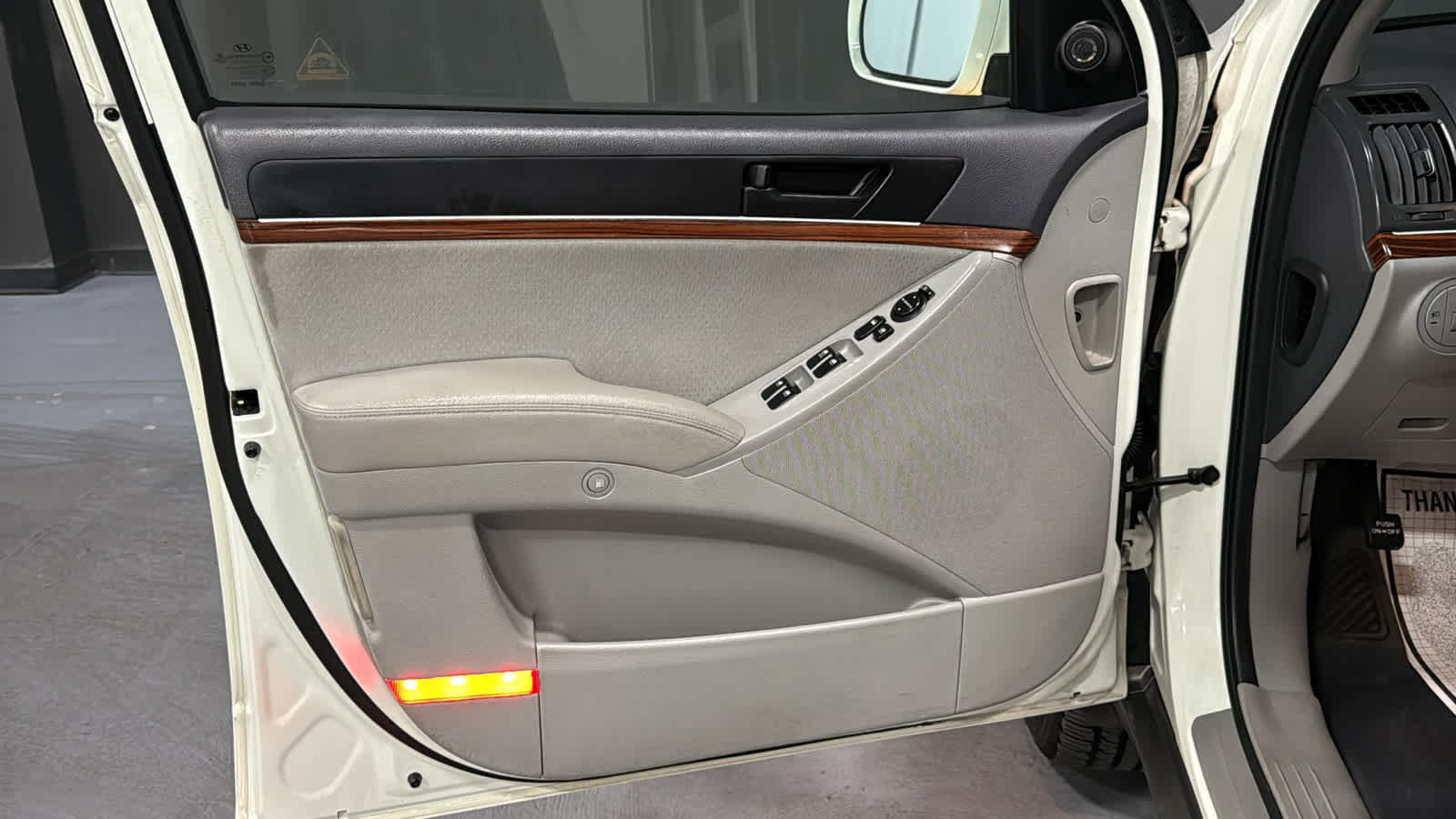 Used 2010 Hyundai Veracruz GLS AWD/4WD image 9