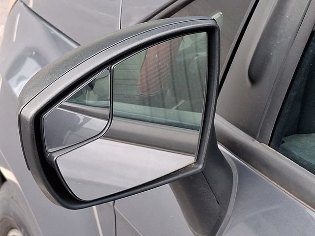 Used 2018 Ford EcoSport S FWD image 21