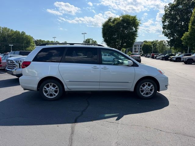 Used 2005 Toyota Sienna XLE Limited AWD/4WD image 4