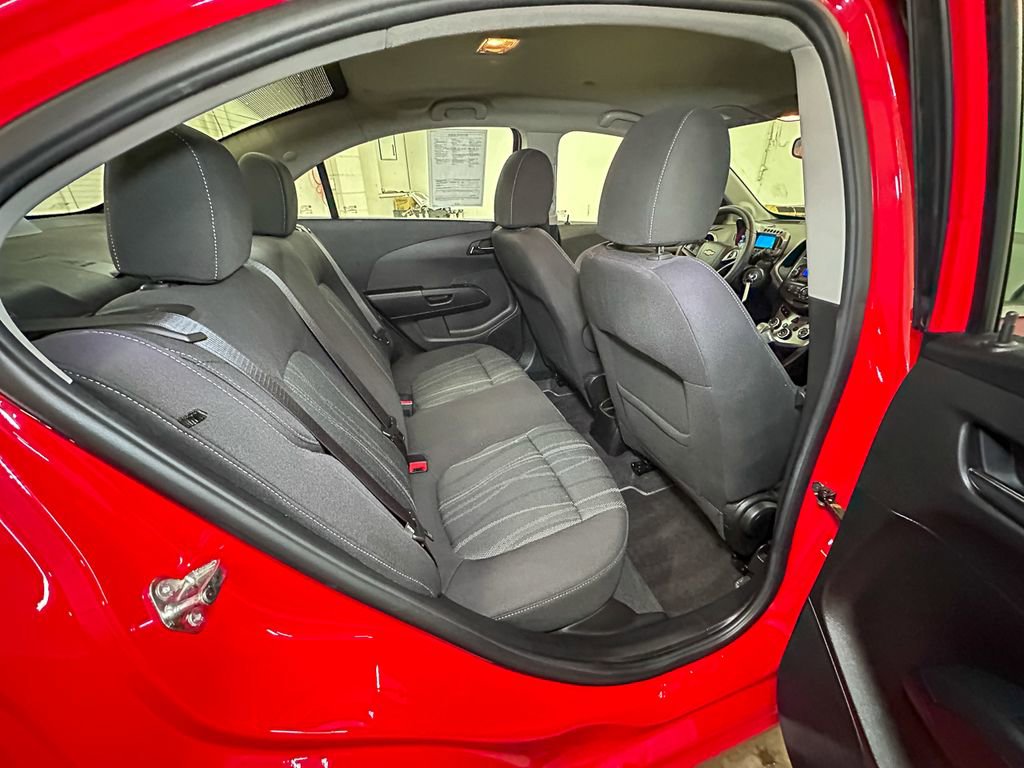 Used 2015 Chevrolet Sonic LT image 28