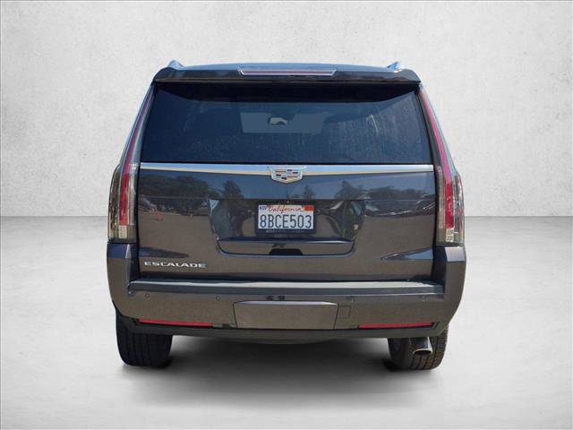 Used 2017 Cadillac Escalade Luxury RWD image 6