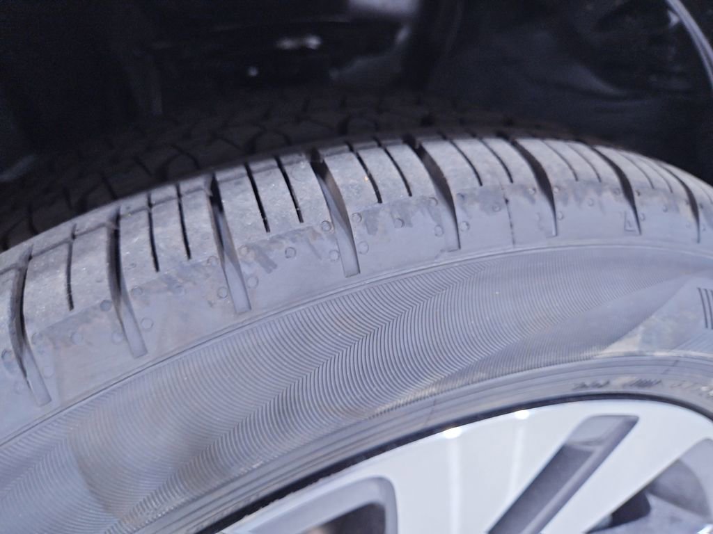 New 2025 Subaru Legacy Limited image 28