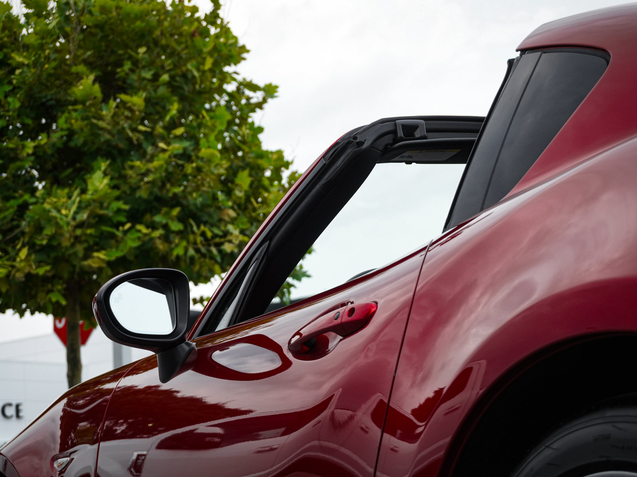 Used 2022 MAZDA MX-5 Miata RF Grand Touring RWD image 37