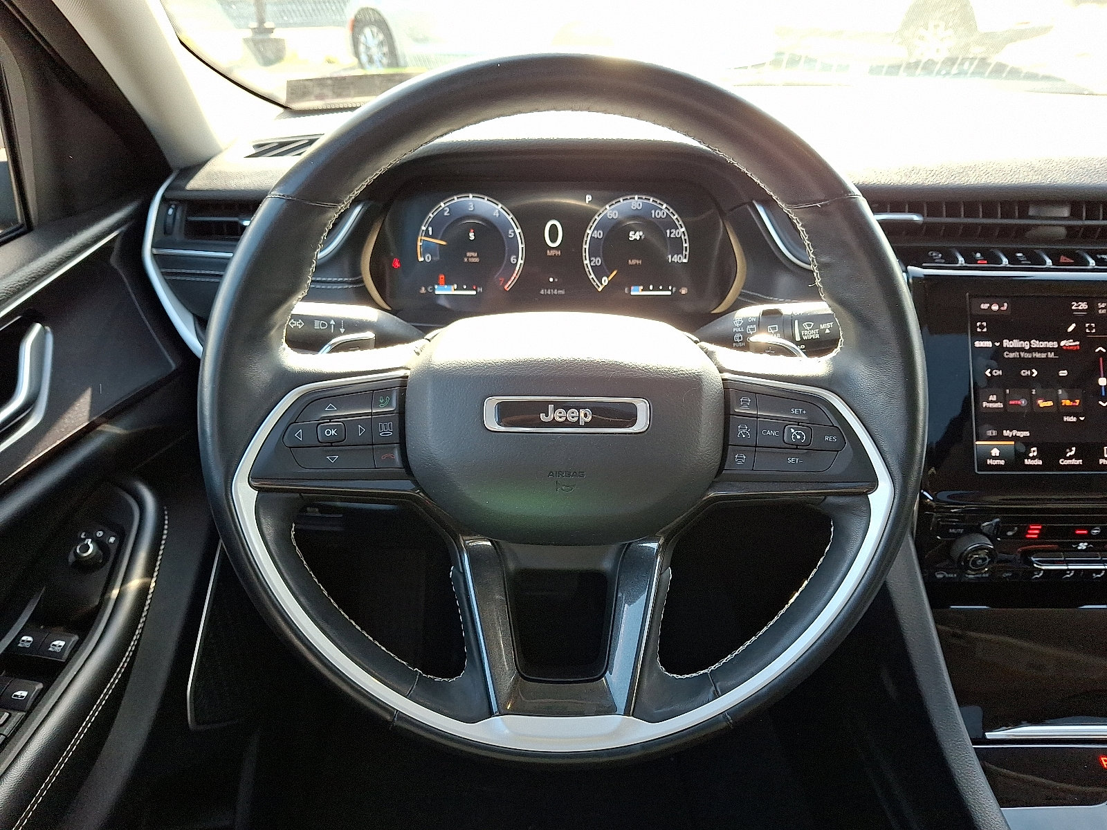 Used 2021 Jeep Grand Cherokee L Laredo w/ Luxury Tech Group I image 22