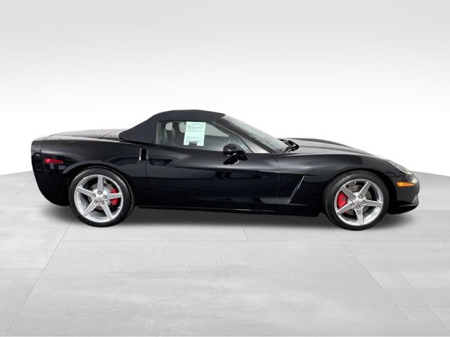 Used 2005 Chevrolet Corvette Convertible w/ Preferred Equipment Group RWD image 16