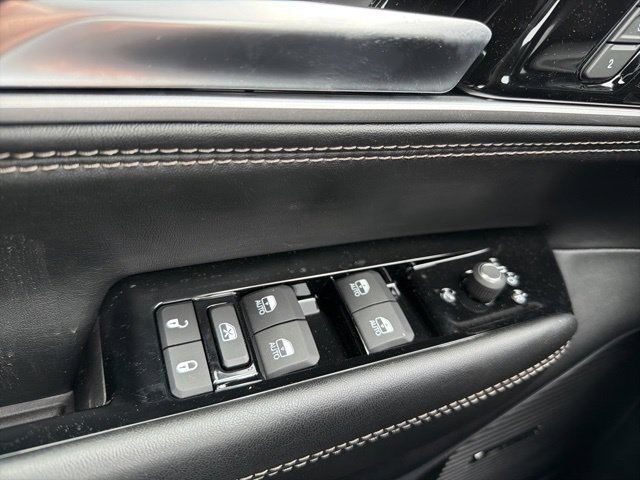 New 2026 Jeep Grand Wagoneer Limited w/ 8-Passenger Seating Package AWD/4WD image 23