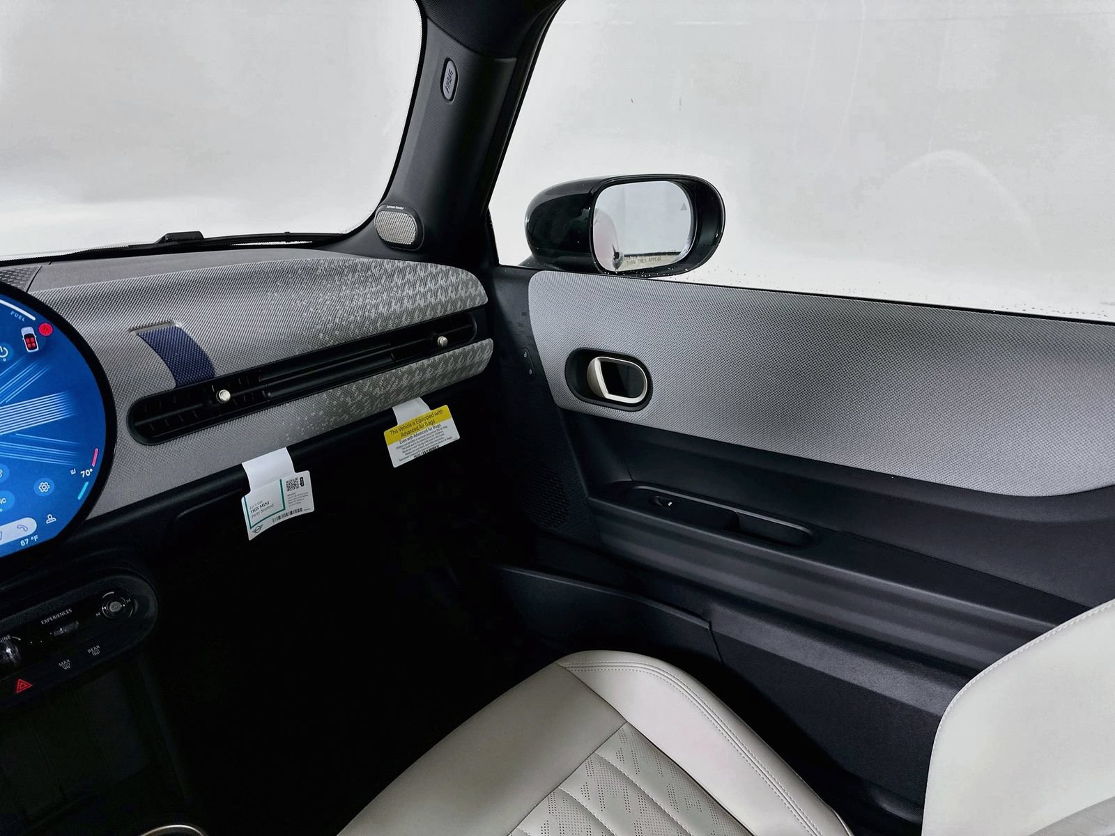 New 2026 MINI Cooper 2-Door Hardtop FWD image 23
