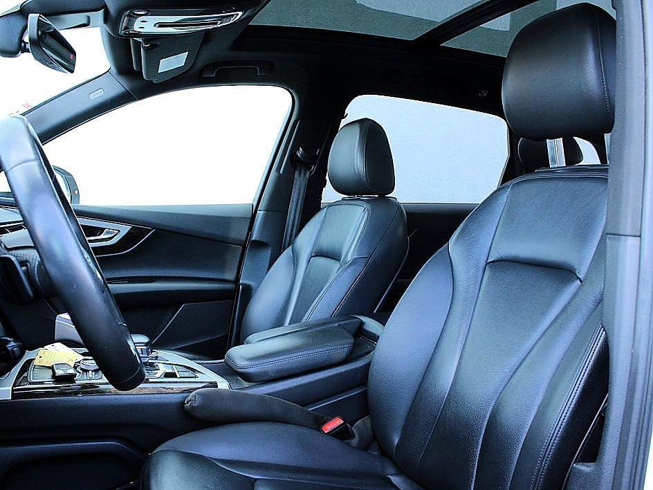 Used 2019 Audi Q7 2.0T Premium w/ Convenience Package image 16