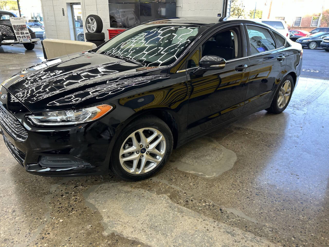 Used 2016 Ford Fusion SE