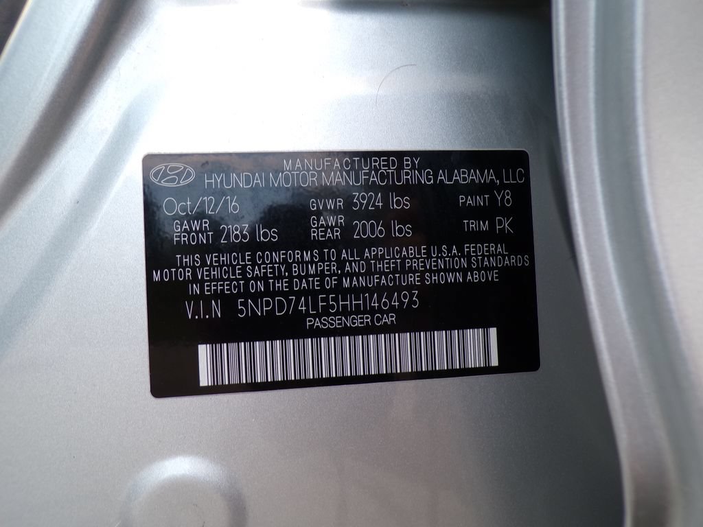 Used 2017 Hyundai Elantra SE FWD image 32