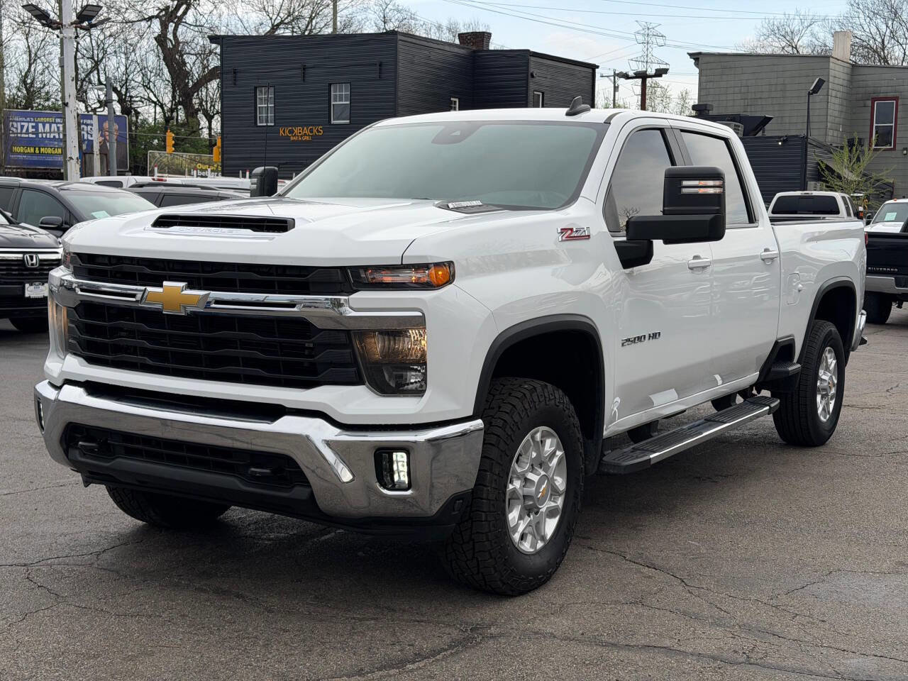 Used 2024 Chevrolet Silverado 2500 LT image 4