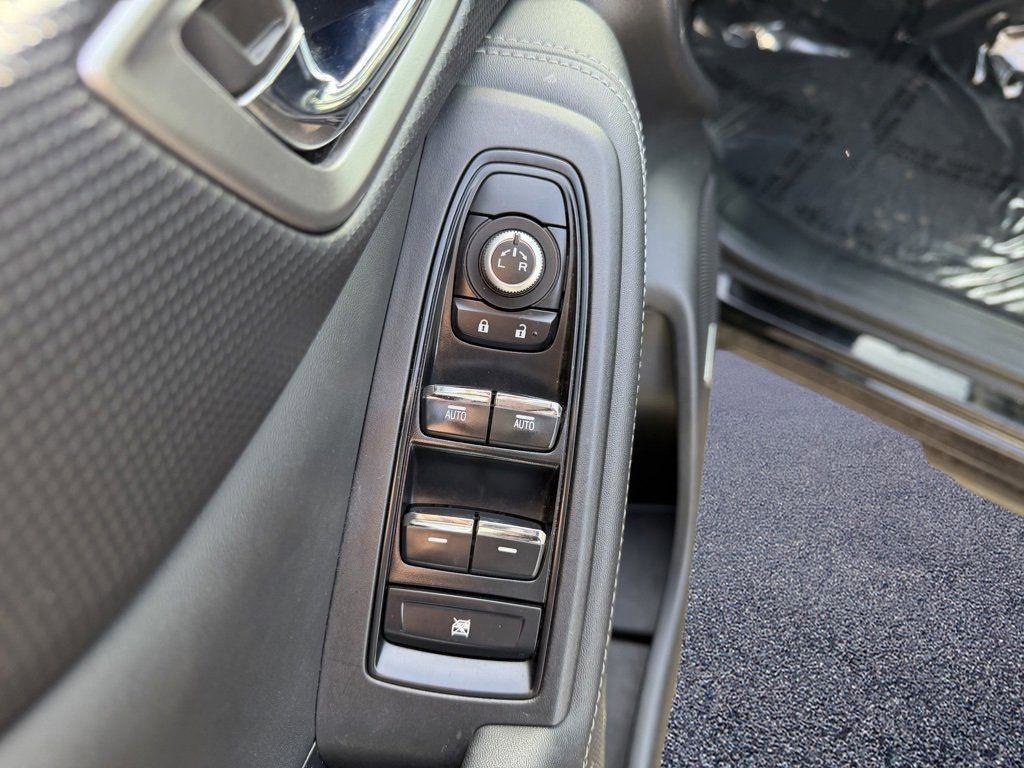 Used 2021 Subaru Forester Limited image 12