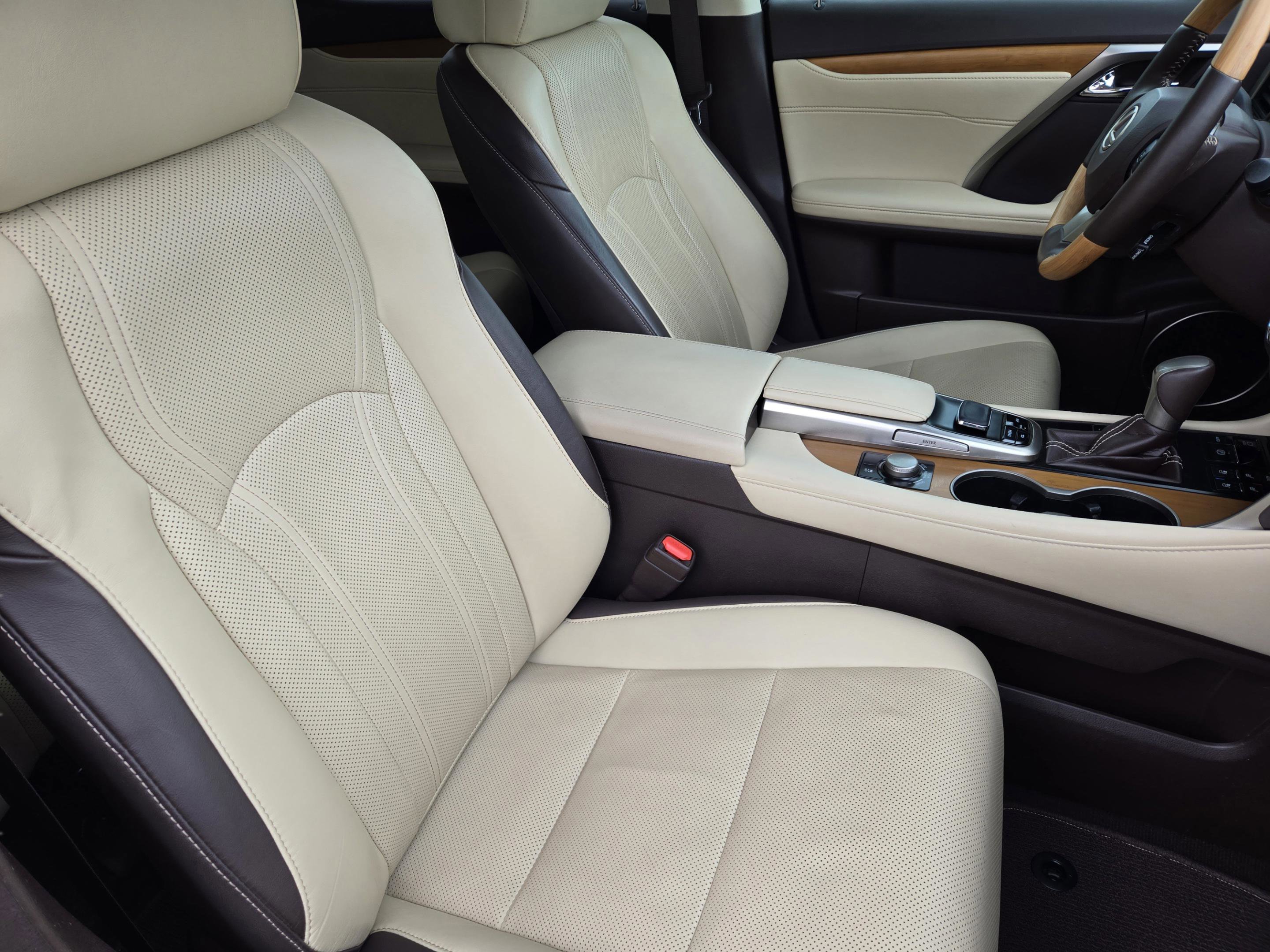 Used 2018 Lexus RX 350 FWD w/ Premium Package image 10