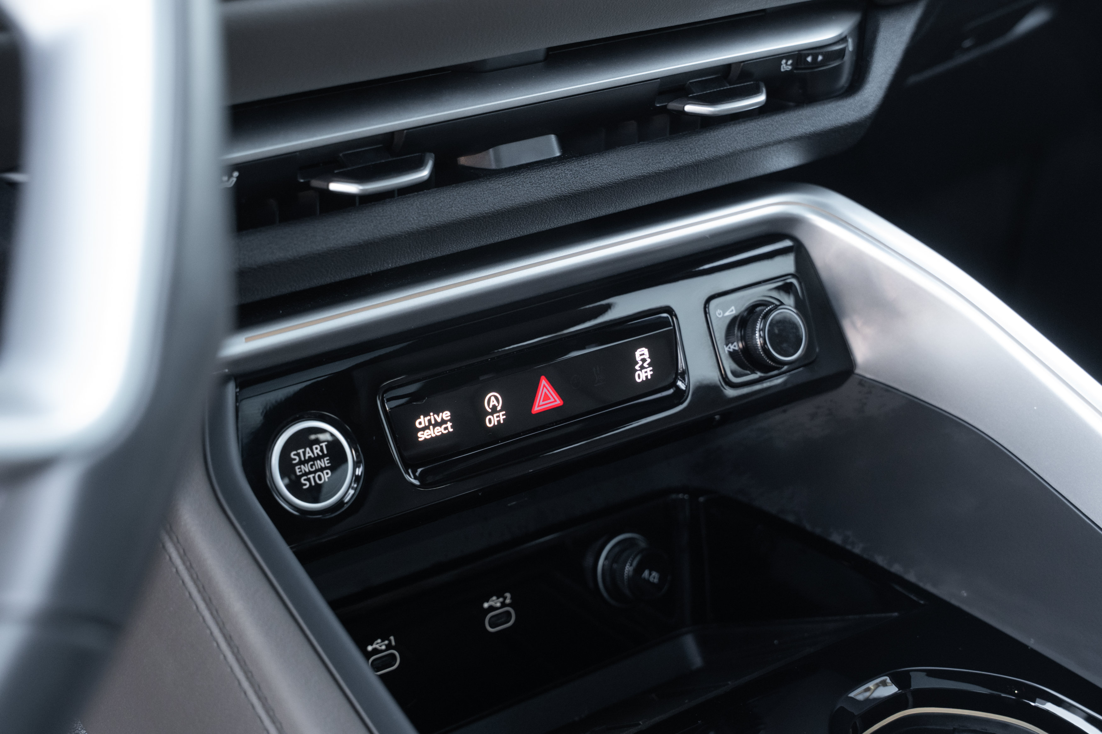 Certified 2025 Audi Q5 Premium w/ Premium Plus AWD/4WD image 13