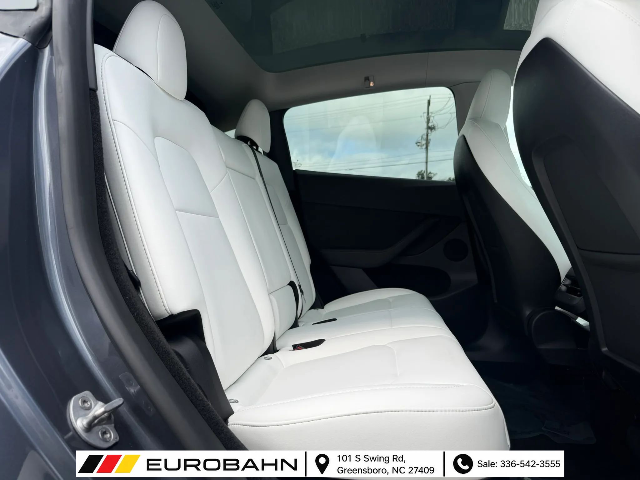 Used 2023 Tesla Model Y Performance AWD/4WD image 17