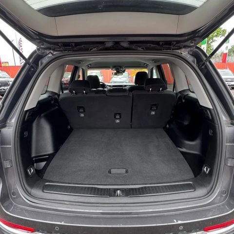 Used 2024 Jeep Grand Cherokee Laredo RWD image 7