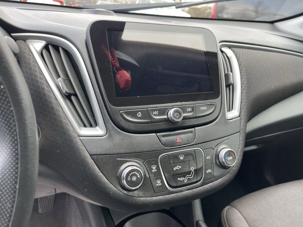 Used 2019 Chevrolet Malibu LS image 6