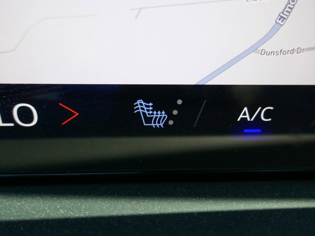 New 2026 Chevrolet Suburban Z71 image 31