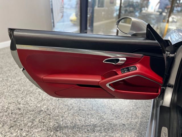 Used 2017 Porsche 718 Boxster S image 18