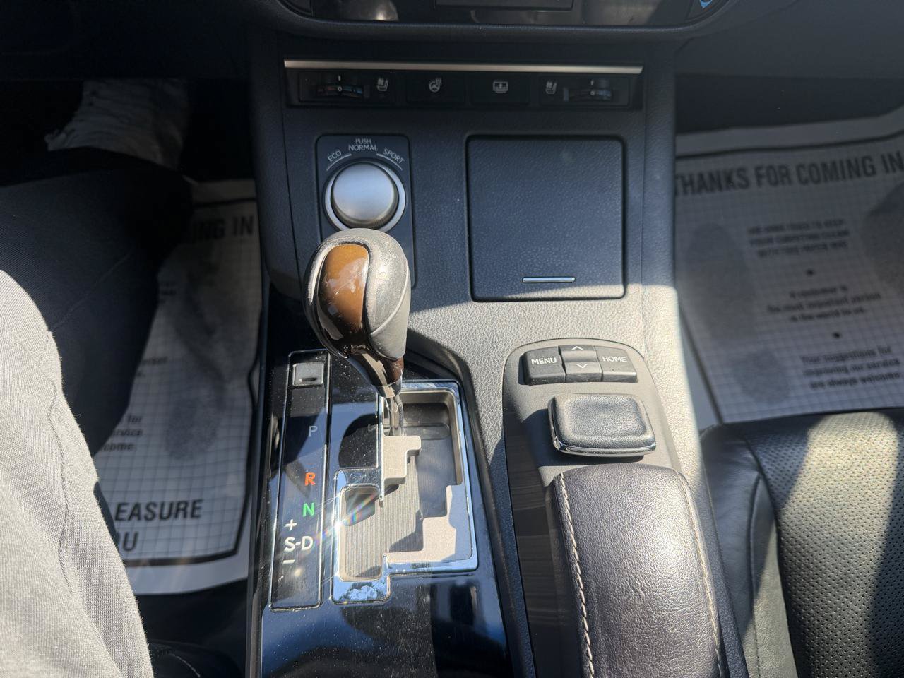 Used 2015 Lexus ES 350 w/ Luxury Package FWD image 21