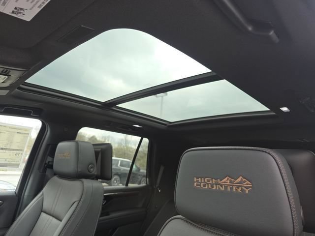 New 2026 Chevrolet Tahoe High Country AWD/4WD image 5