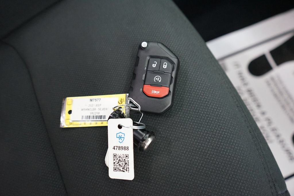 Used 2021 Jeep Wrangler Unlimited Sahara AWD/4WD image 53