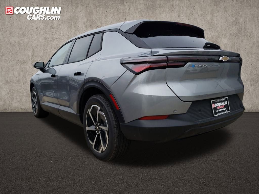 New 2026 Chevrolet Equinox EV LT image 3