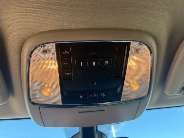 Used 2017 Jeep Grand Cherokee Limited AWD/4WD image 29