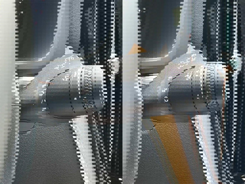 Certified 2026 Volvo XC60 B5 Plus w/ Protection Package Premier AWD/4WD image 31