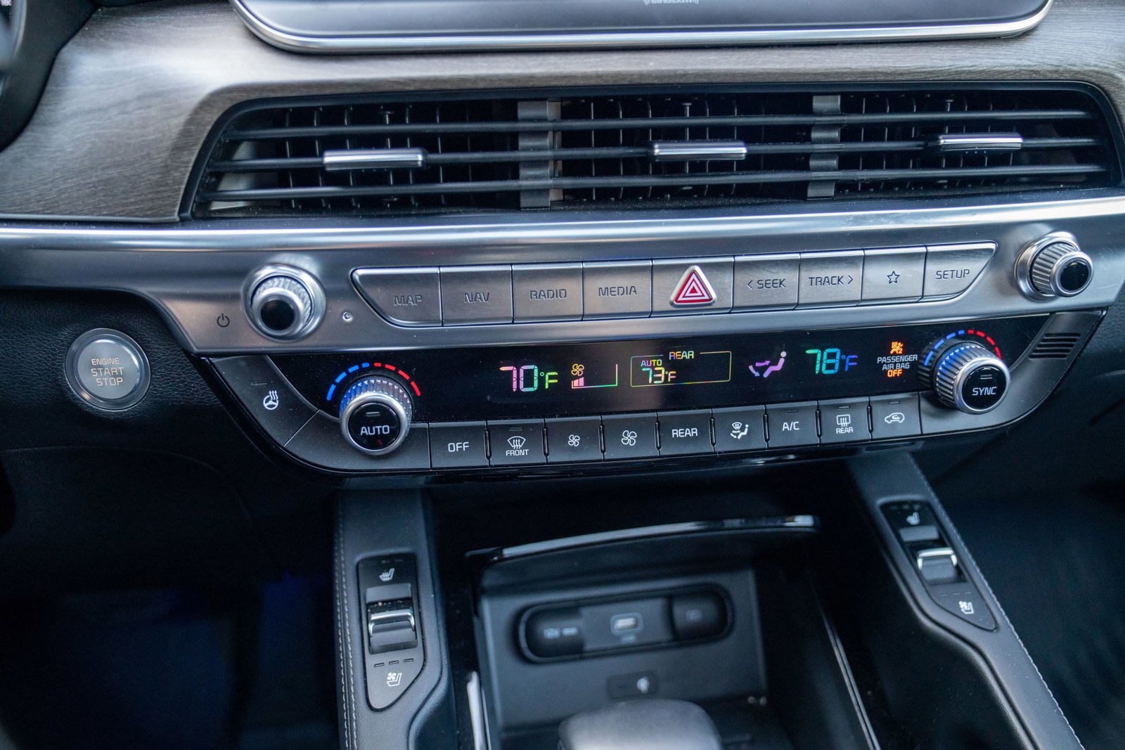 Used 2022 Kia Telluride EX w/ Towing Package image 18