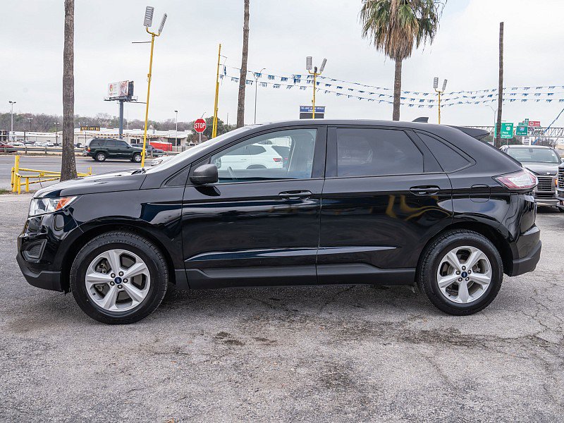 Used 2018 Ford Edge SE w/ Cargo Accessory Package image 8