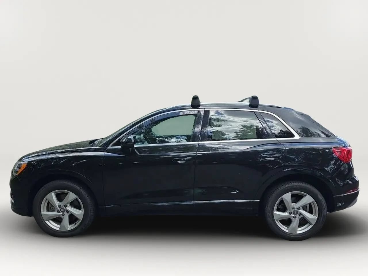 Used 2020 Audi Q3 2.0T Premium AWD/4WD image 5