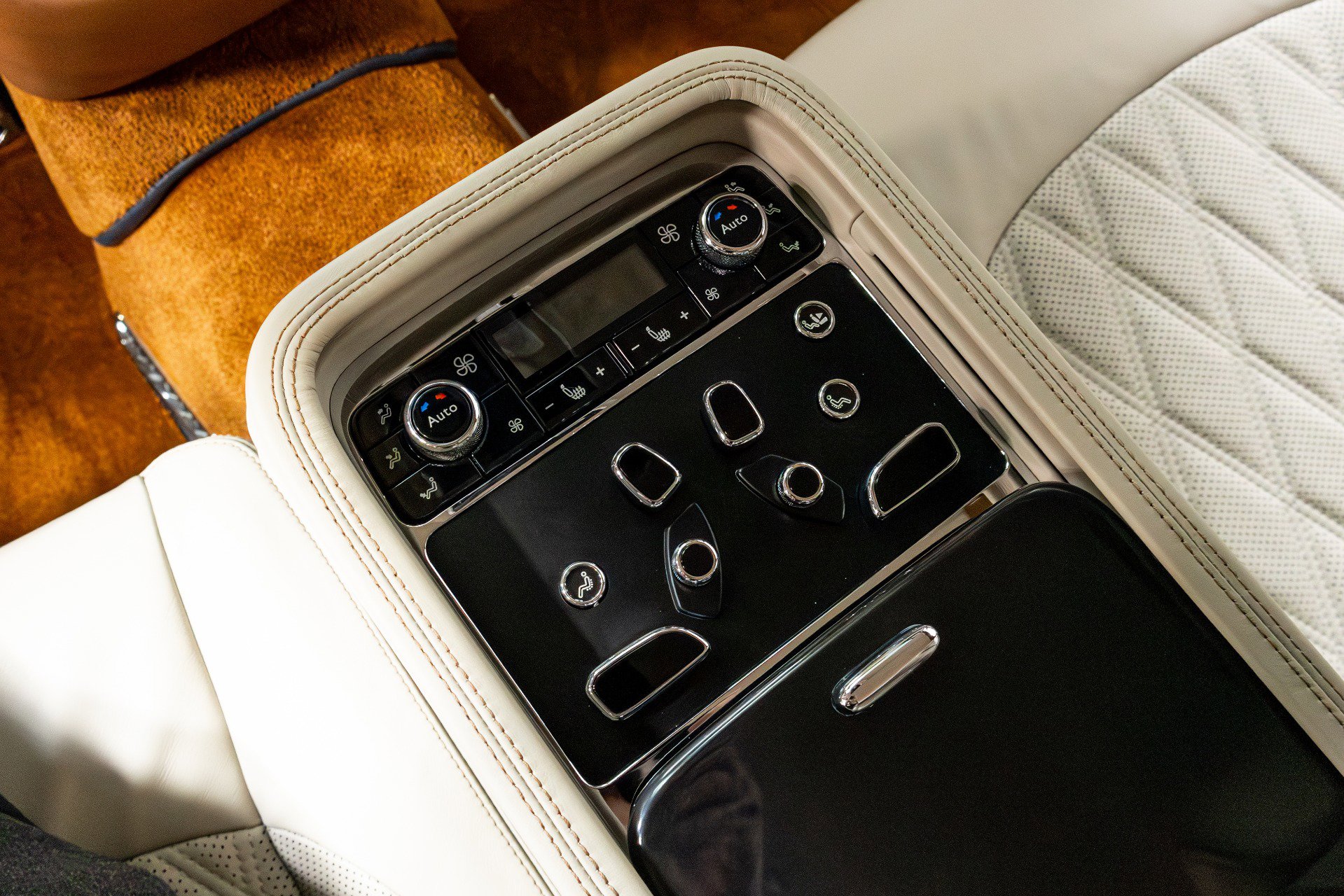 Used 2017 Bentley Mulsanne Speed image 33